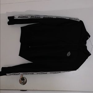 Dickie’s Zip-up sweater